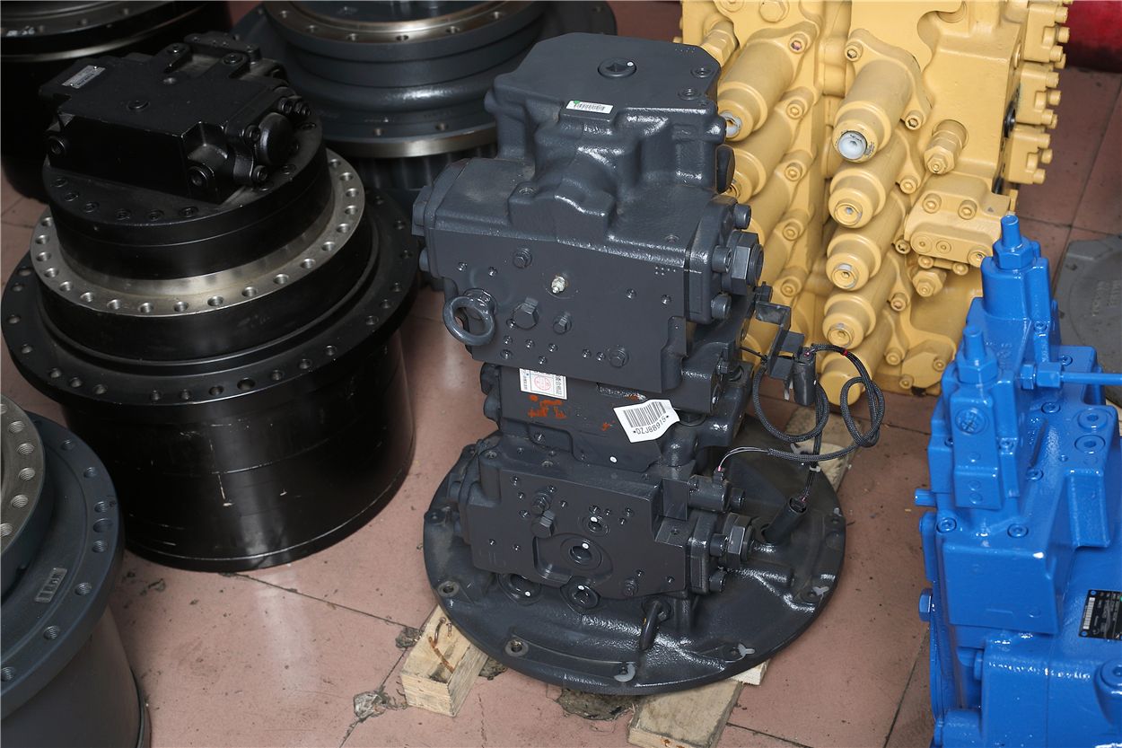 708-2L-31114-Pump Assembly-KOMATSU