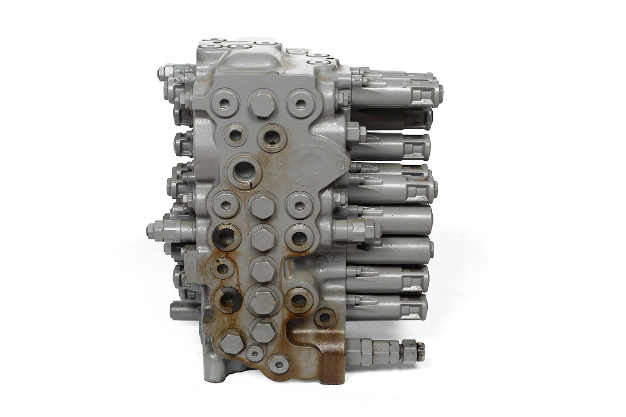 C0170-31214/4668697-Valve Assembly-KYB