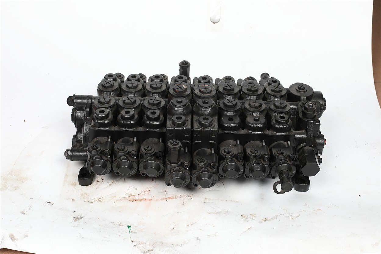 SCX180-H5-Valve Assembly-HUSCO