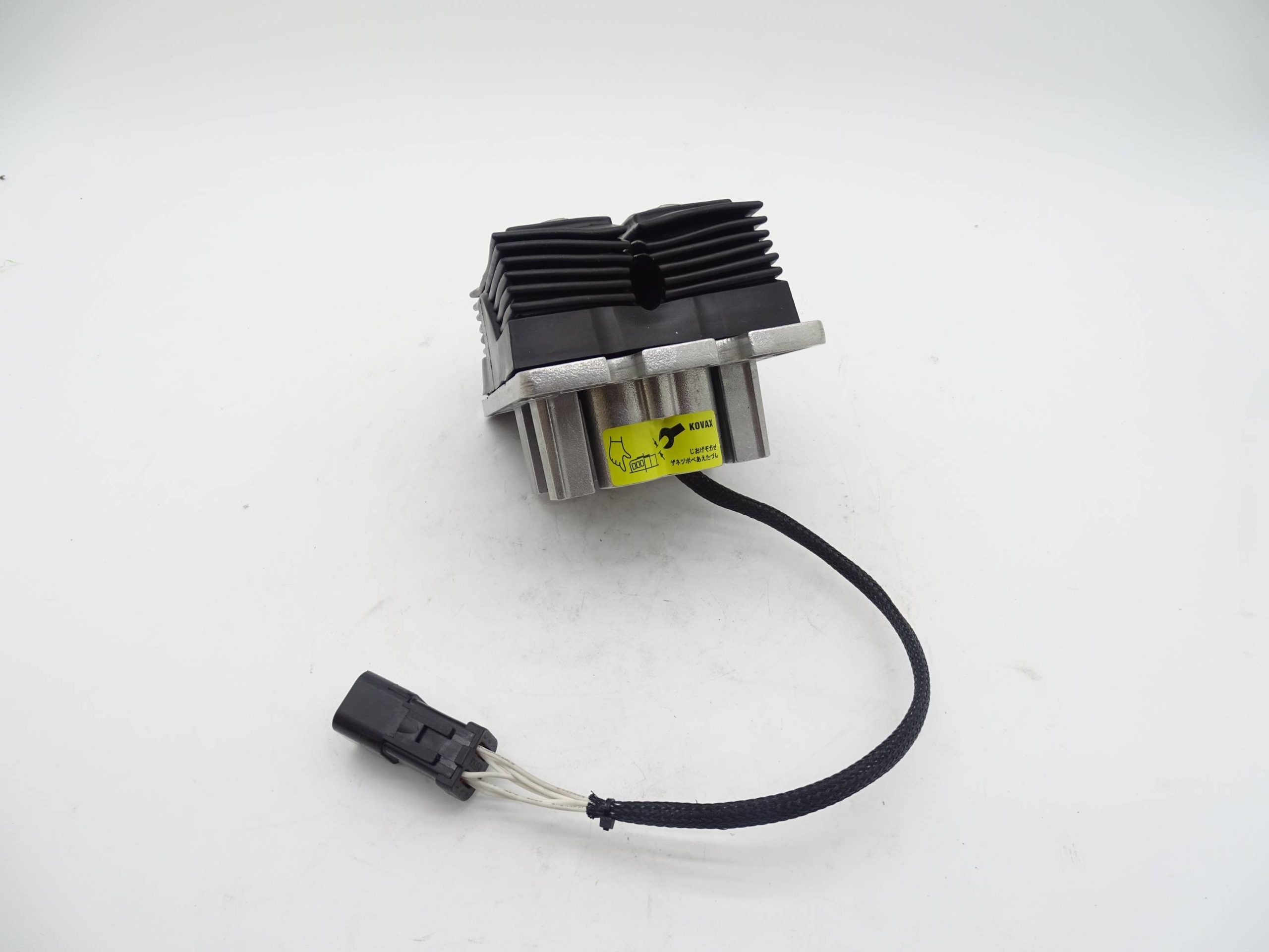 561-7001 Electronic Parts-Han Tang