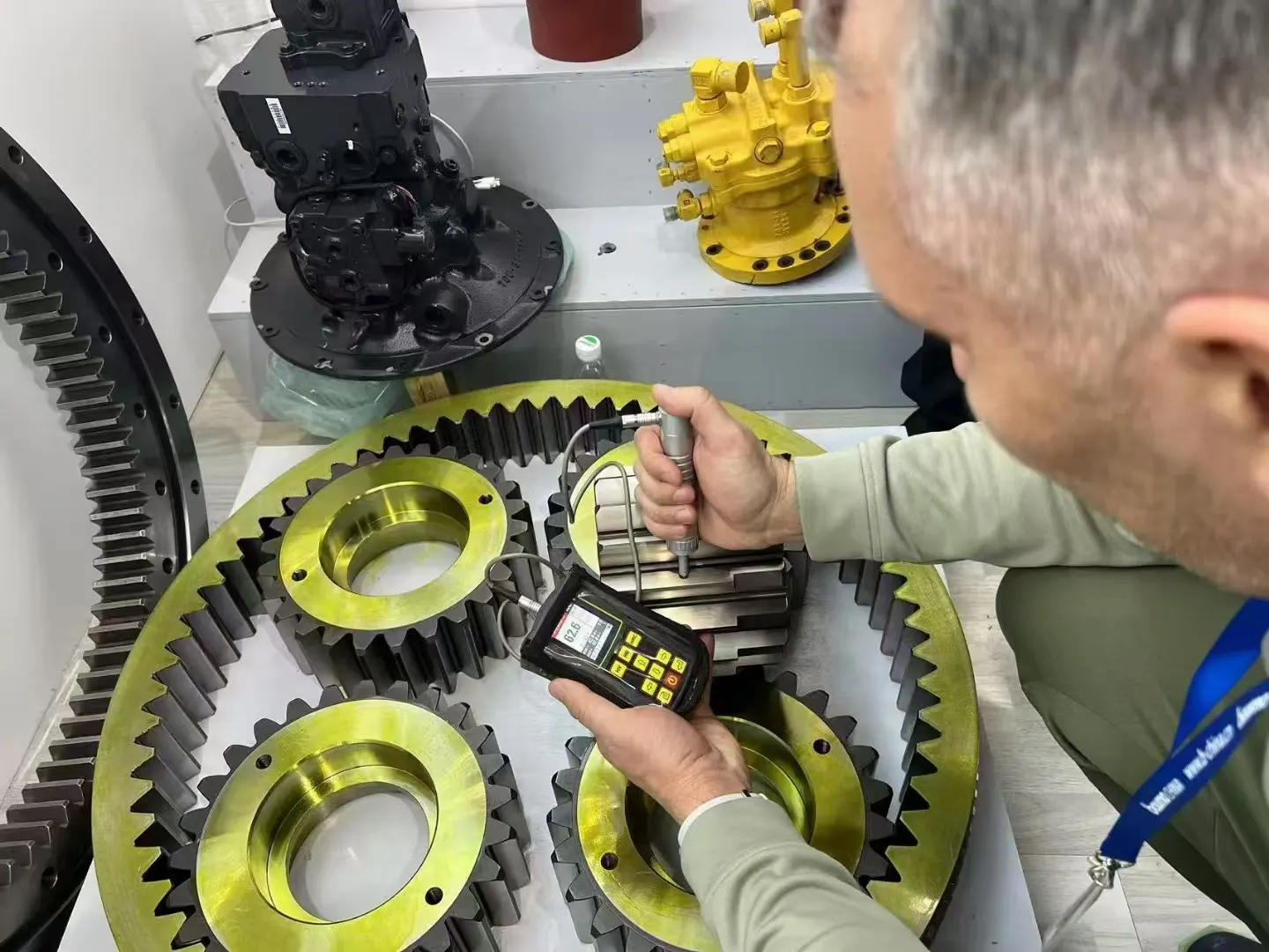 How to Select the Right Hydraulic Pump for Your Excavator